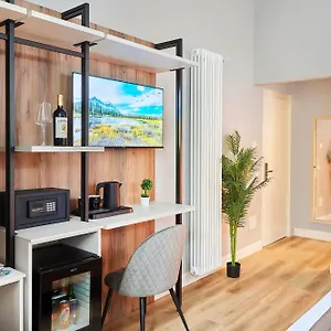 2* Hotel Lombardi