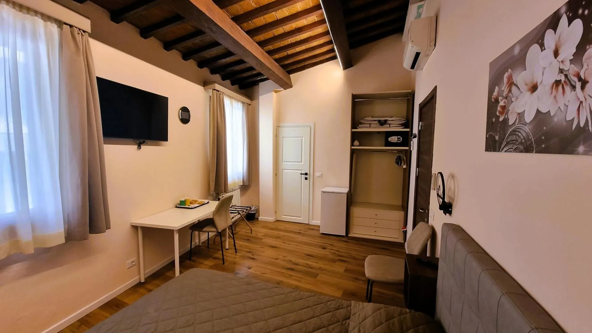 Marco'S Way Hotel Florence Guest house
